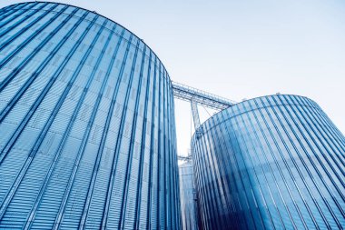 Modern silolar Tahıl hasat depolamak için. Tarım. 