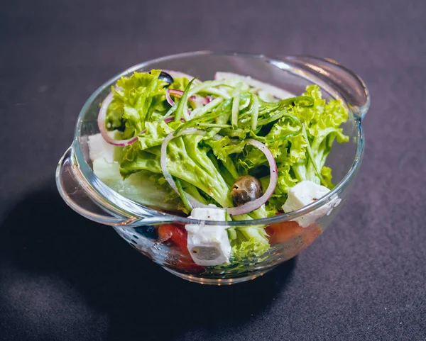 Gemüsesalat Mit Oliven Und Käse Feta — Stockfoto