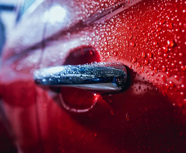 Podrobnosti Elektromobilu Kliku Dešťové Kapky Červená Barva — Stock fotografie