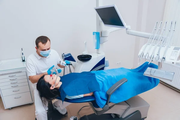 Yüz-bow montajı. Fonksiyonel tanılama. Modern teknoloji