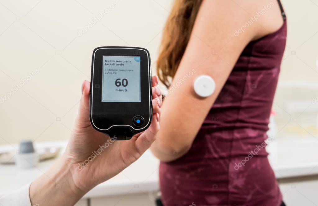 Medical device for glucose check. Continuous glucose monitoring pod. 