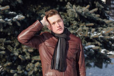 Adam'ın kış portresi