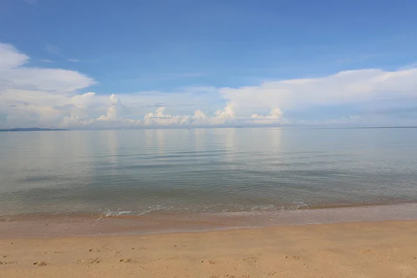 Seascape with flat sea — Stock Photo, Image