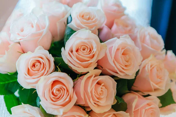 Tea roses bouquet — Stock Photo, Image