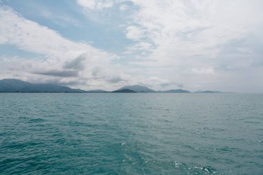 Mavi deniz yüzeyi soyut arkaplan deseni