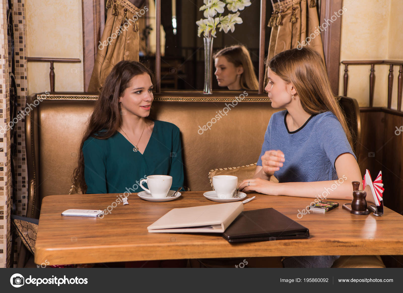 Résultat de recherche d'images pour "boire du café"