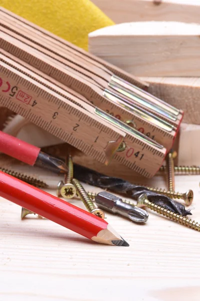 Snickeri verktyg med trä tegel — Stockfoto