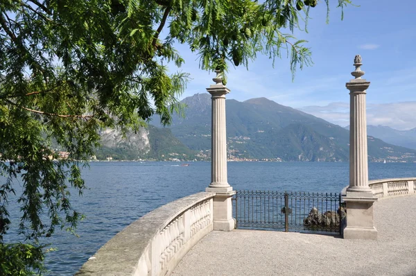 Portão para o lago Como Itália — Fotografia de Stock