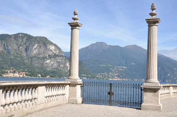 Puerta al lago de Como Italia — Foto de Stock