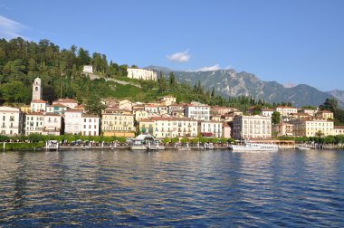 İtalyan şehir Bellagio ve Como Gölü