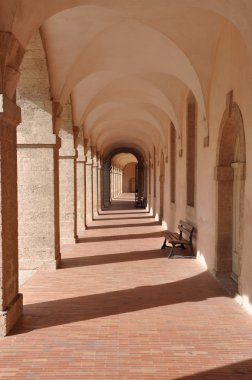 Arcades Charite Marsilya 