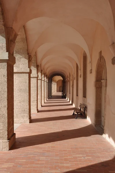 拱廊耶慈善院在马赛 — 图库照片