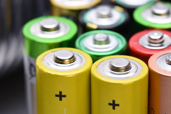 Vecchie batterie alcaline — Foto Stock