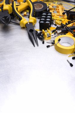 Elektrik tesisat alet