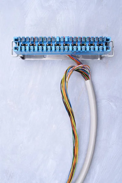 Távközlési kábelrendezővel kábellel — Stock Fotó