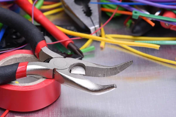 Teknoloji kaos elektrikli aracı bileşeni bir