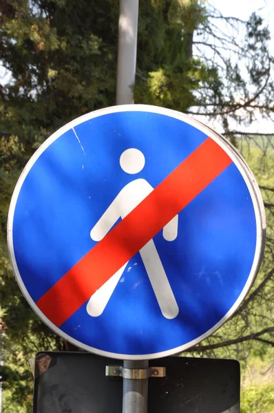 Pedestrian road sign — Stock Photo, Image