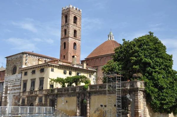 Piața St Martin din orașul vechi Lucca — Fotografie, imagine de stoc