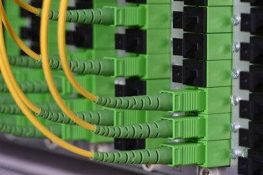 Fiber optik ağ kabloları