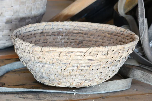 Old Farmer Tool Basket — Stock Photo, Image