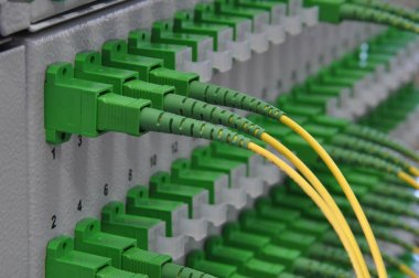 Optik dağıtım panelleri fiber kablolar, pasif optik ağ ile