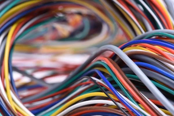 Primer Plano Colorido Del Cable Computadora Eléctrica Con Enfoque Selectivo —  Fotos de Stock