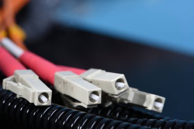 Fiber optik kablo bağlantısı