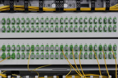 Fiber ağ optik ağ kabloları ile dağıtım Masası