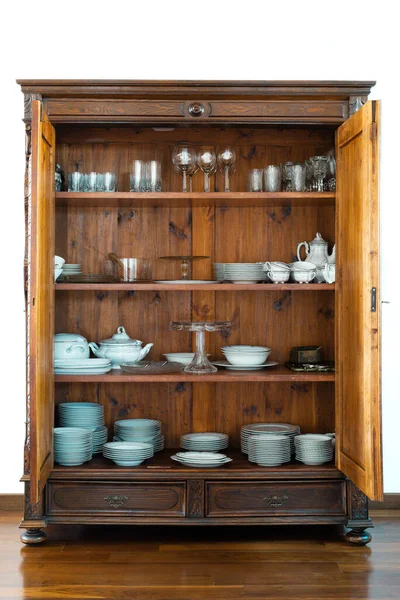 Vaisselle Verre Dans Une Armoire Éclectique Ouverte Ferniture Antique Intérieurs — Photo