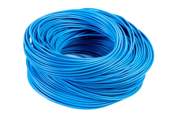 Atölye Masasında Duran Mavi Elektrik Kablosu Yuvarlak Yuvarlak Beyaz Arka — Stok fotoğraf