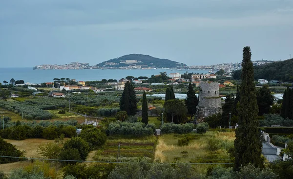 Tyrrhenian Sea. View of Gaeta, Italy. — Stock Photo, Image