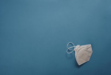 Covid-19 Coronavirus Önleme Ekipmanı. Hazırlıklar. Maske. Bir virüs salgını. Sağlık, sağlık. Koru kendini. Sağlıklı yaşam tarzı. Boşluğu kopyala
