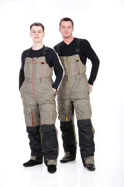 Zwei Männer in Winterbekleidung — Stockfoto
