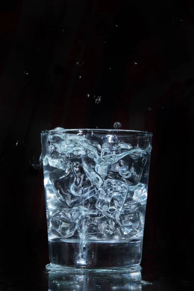 Woda i lód — Zdjęcie stockowe