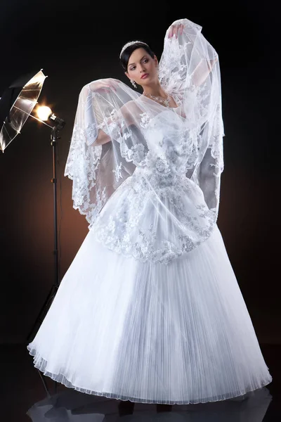 Giovane sposa — Foto Stock