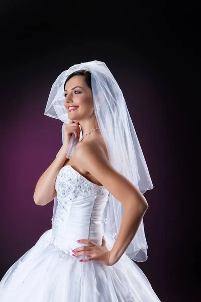 Giovane sposa — Foto Stock