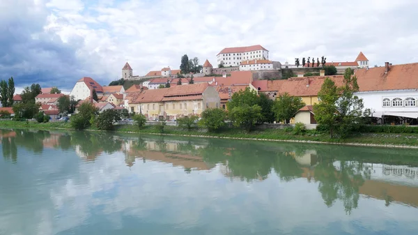 Argine del fiume Drava — Foto Stock