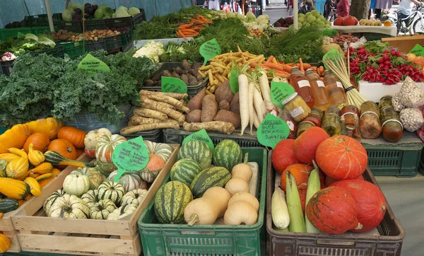 Huvudstad i Slovenien bazaar — Stockfoto