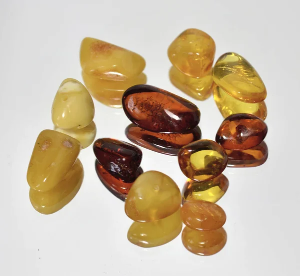 Pezzi di ambra colorata — Foto Stock