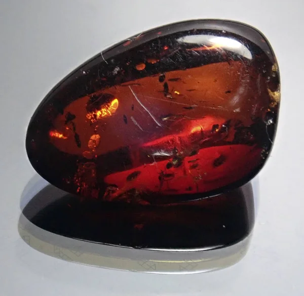 Amber red translucent — Stock Photo, Image