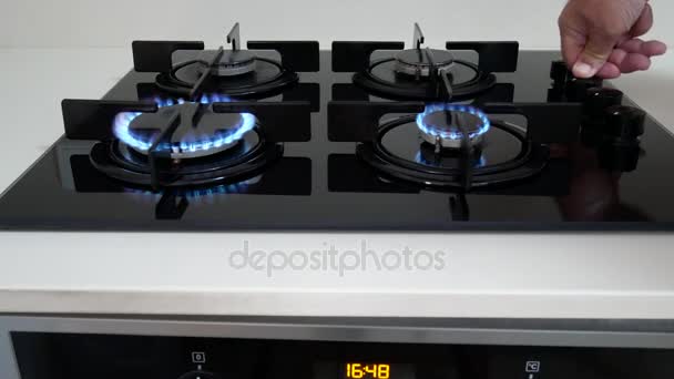 Hushållens gas spis test — Stockvideo