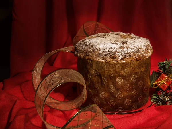 Traditional homemade spicy Panettone for winter holidays. — Stock Photo, Image