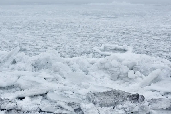 Frozen sea in winter — Stock Photo, Image