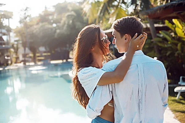 Happy young romantic couple — Stock Photo, Image