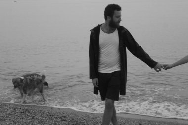 şık giysiler içinde poz Çift