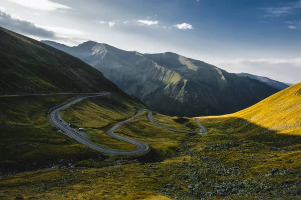 Krásná Cesta Horách Cestování — Stock fotografie