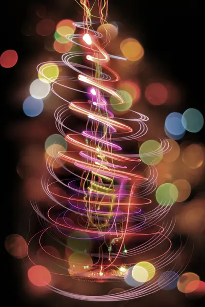 Vánoční strom z barevné vánoční světla — Stock fotografie