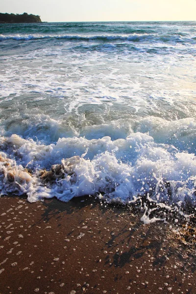 海の波と太陽 — ストック写真