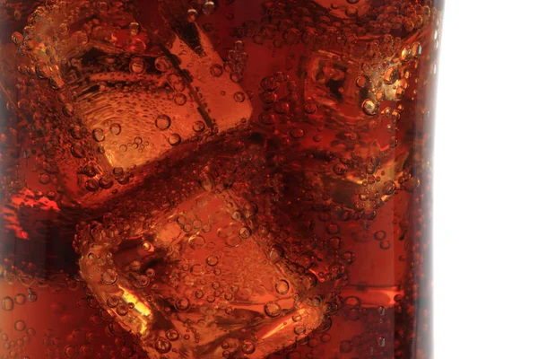 Кола-напиток с текстурой кубиков льда — стоковое фото