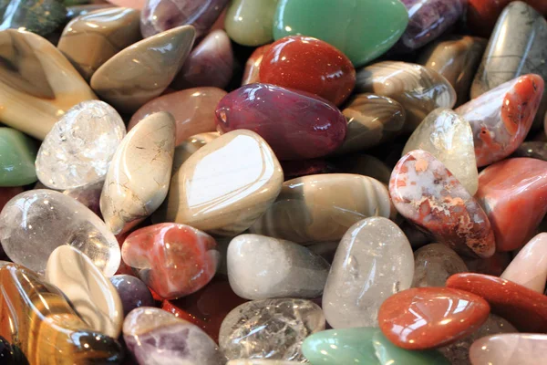Кольорові дорогоцінні камені мінеральна колекція — стокове фото